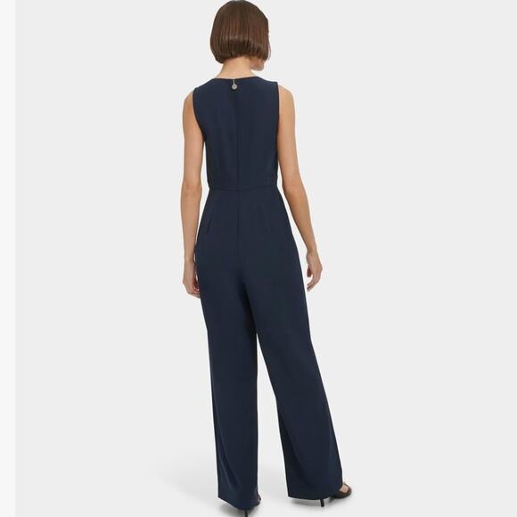 Tommy Hilfiger Sleeveless Crepe Black Jumpsuit Size 4 - Picture 2 of 11